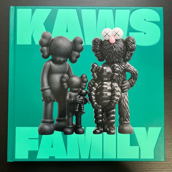 KAWS Other - KAWS art book + magnet